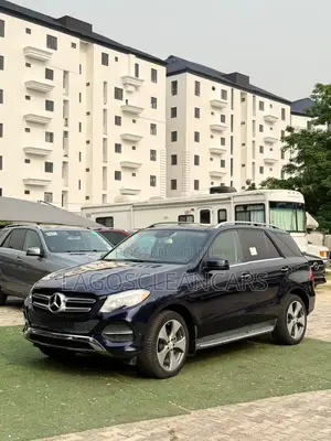 Mercedes-Benz GLE-Class GLE 550 4MATIC 2017 Blue