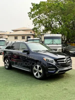 Mercedes-Benz GLE-Class GLE 550 4MATIC 2017 Blue