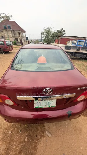 Toyota Corolla 2009 Red