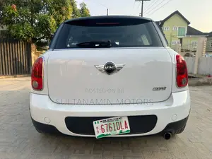 Mini Countryman Base 2013 White
