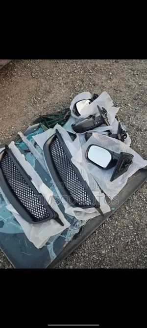 Front Grill Corolla 2003 - 2006 Sport Edition