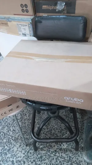 Aruba 1930 Gigabit Switch