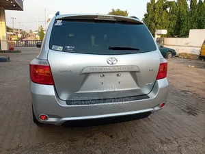Toyota Highlander 2008 Silver
