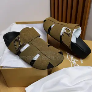Top Notch Luxury Louboutin Palm