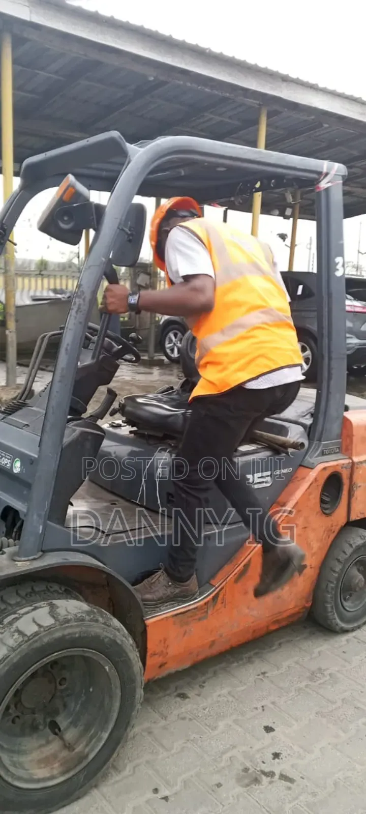 Fork Lift Operator