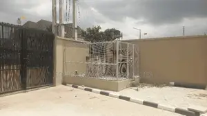3bdrm Apartment in The Avenue, Ogudu GRA for sale