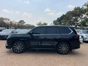 Lexus LX 570 AWD 2021 Black