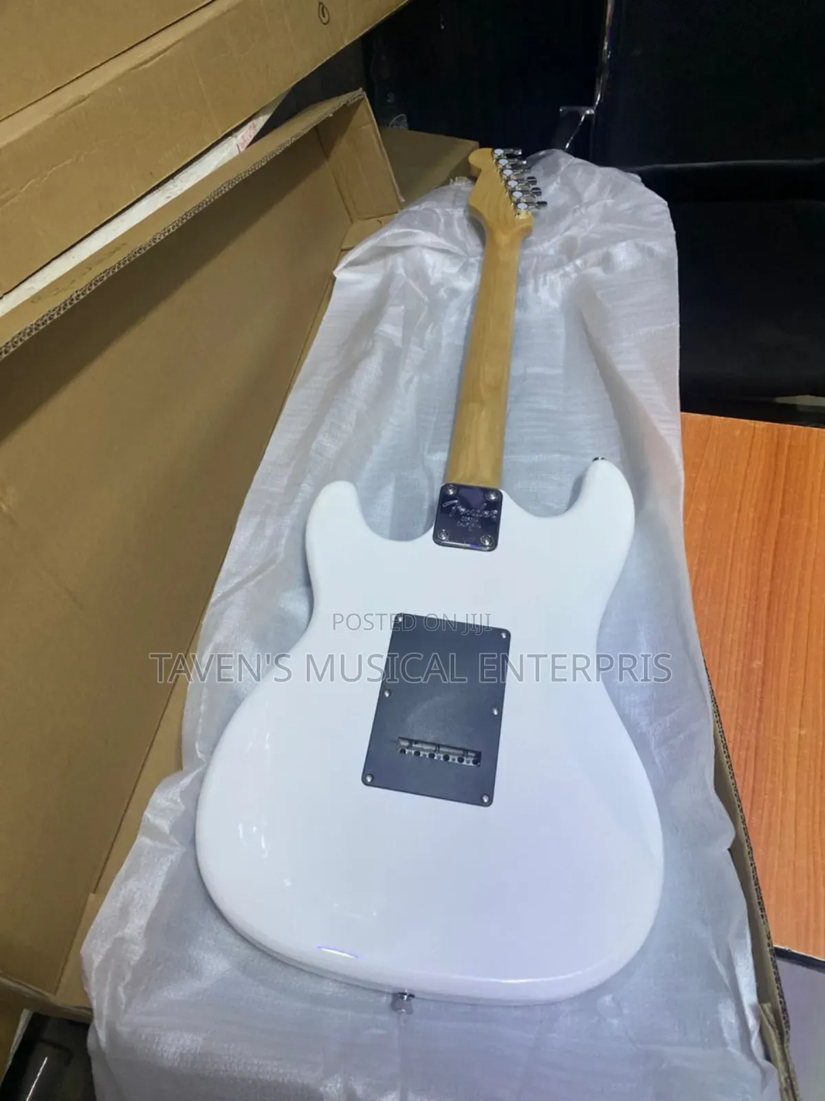 Fender Stratocaster Electric Guitar