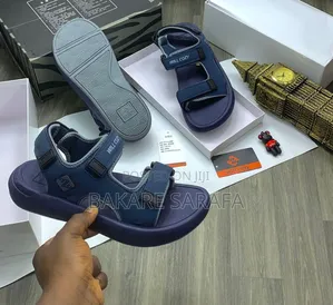 High Quality Footwears
