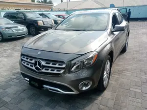 Mercedes-Benz GLA 250 2019 Gray