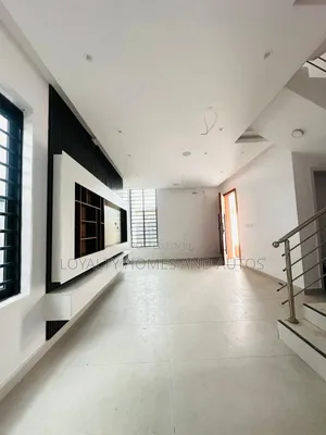 5bdrm House in GRA Phase 1 for sale