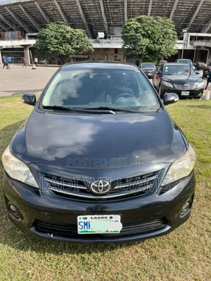 Toyota Corolla LE 4dr Sedan (1.8L 4cyl 4A) 2012 Black