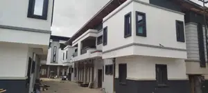 4bdrm Penthouse in Ajao Estate, Airport Road / Oshodi for sale