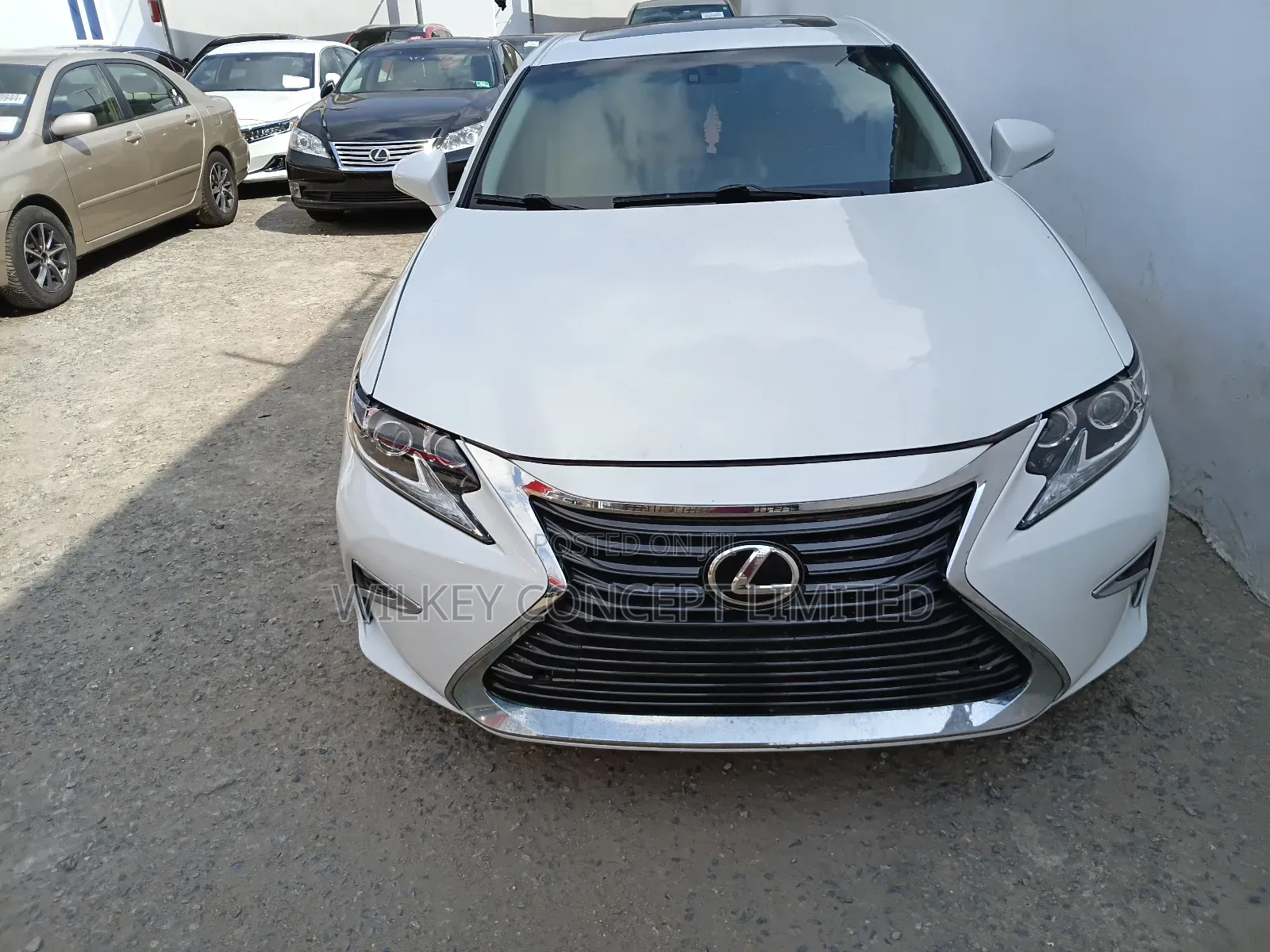Lexus ES 2014 White