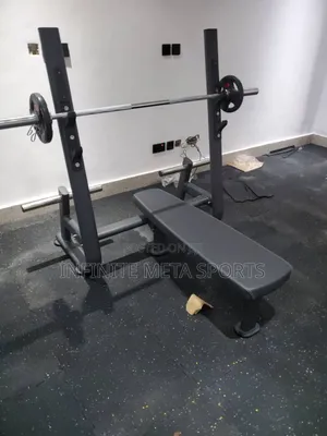 Commercial Weight Bench