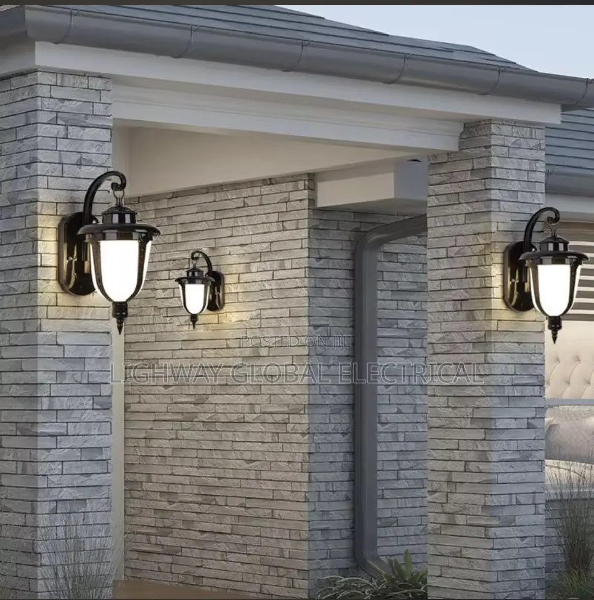 Cast Outdoor Pillar Wall Light