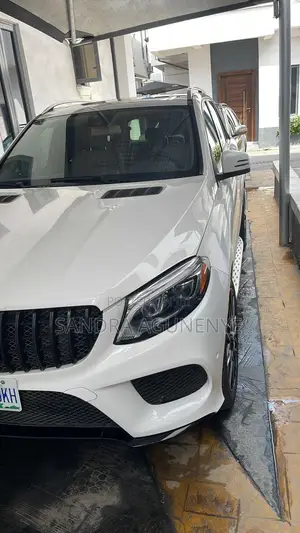 Benz for Daily Rent!!