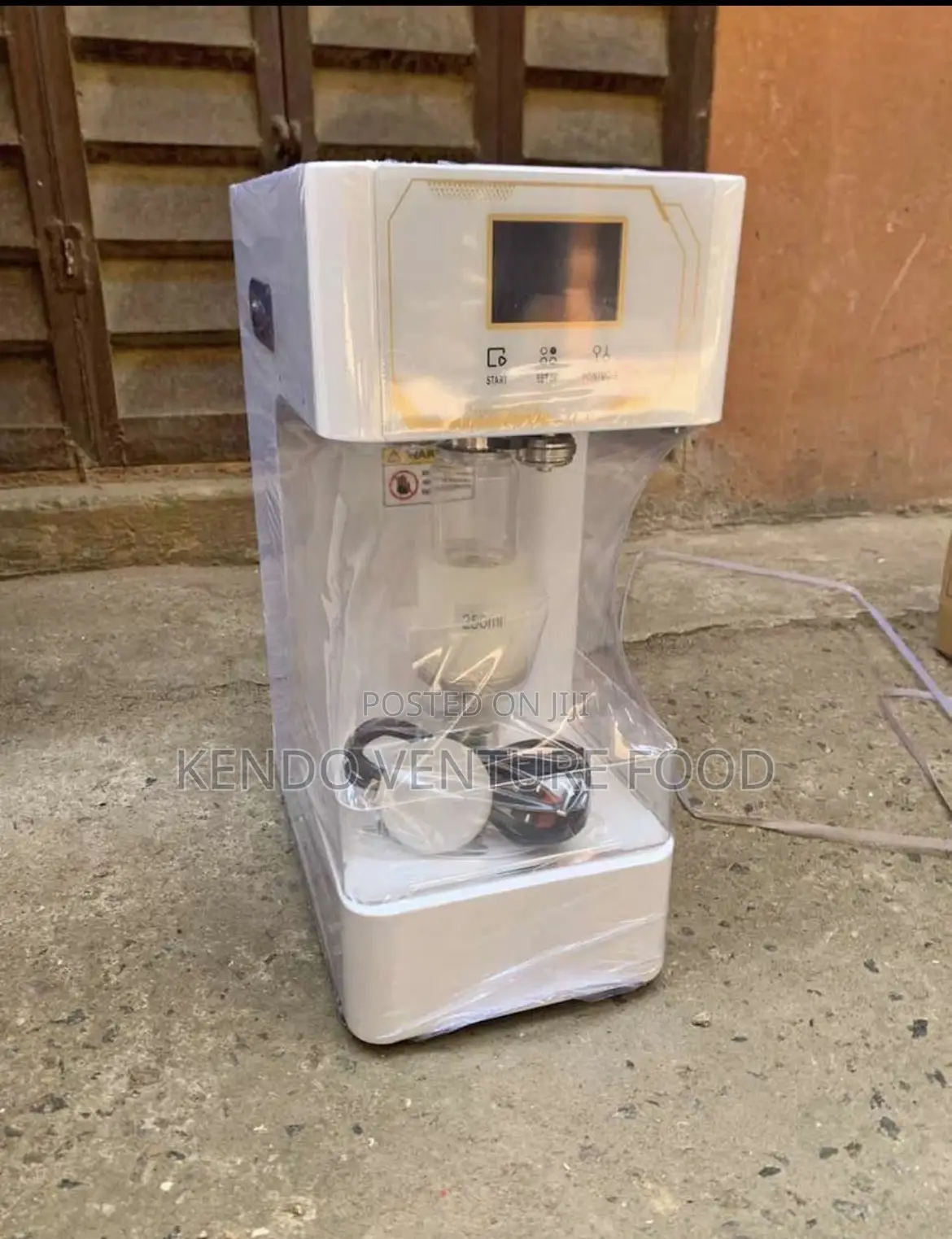 Automatic Can Sealer Machine
