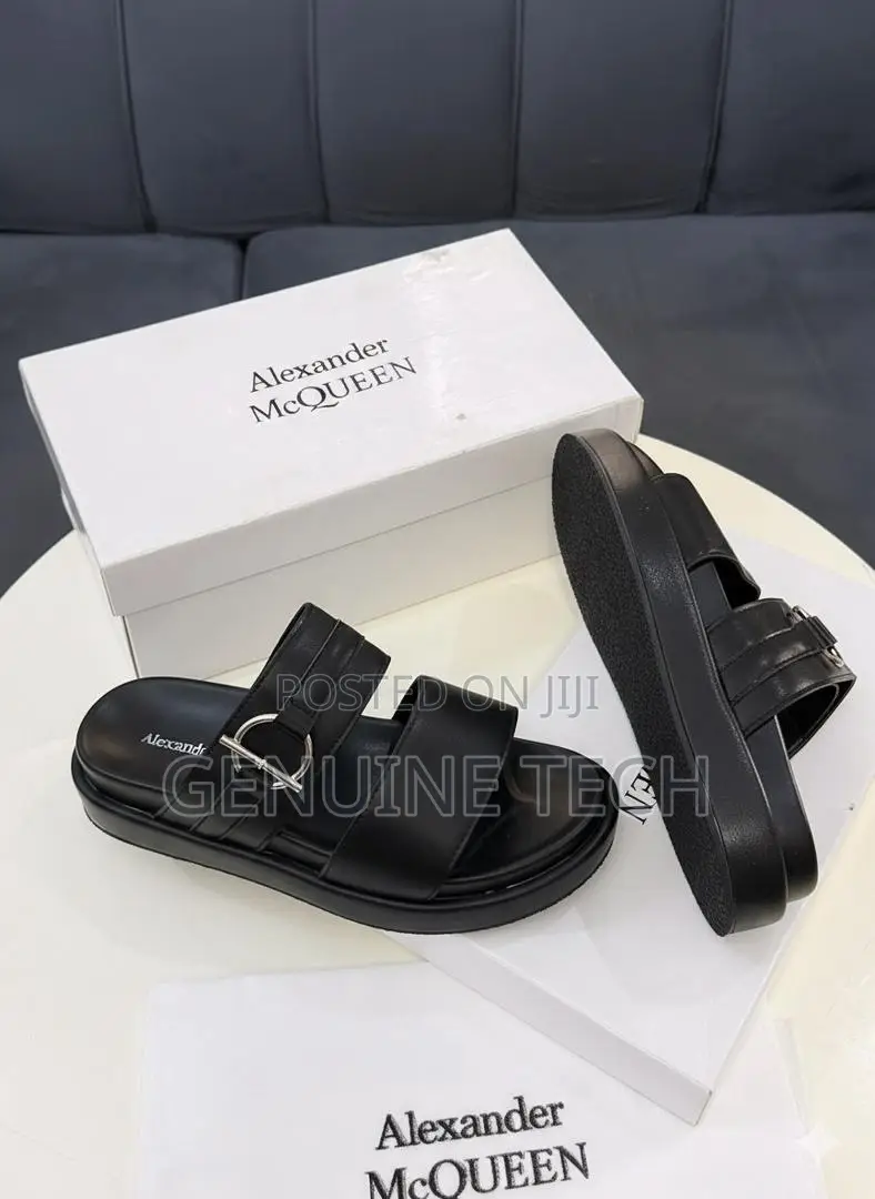Alexander Mcqueen