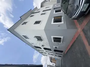 3bdrm Apartment in Olokonla Estate for rent