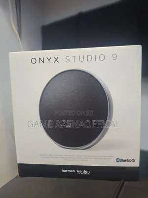 Studio 9 Bluetooth Speaker