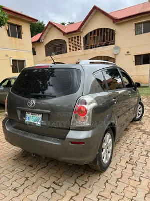 Toyota Corolla Verso 2007 Gray