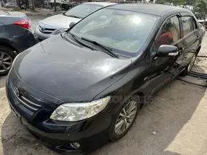 Toyota Corolla Altis 2010 Black