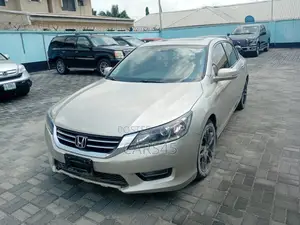 Honda Accord 2013 Gold