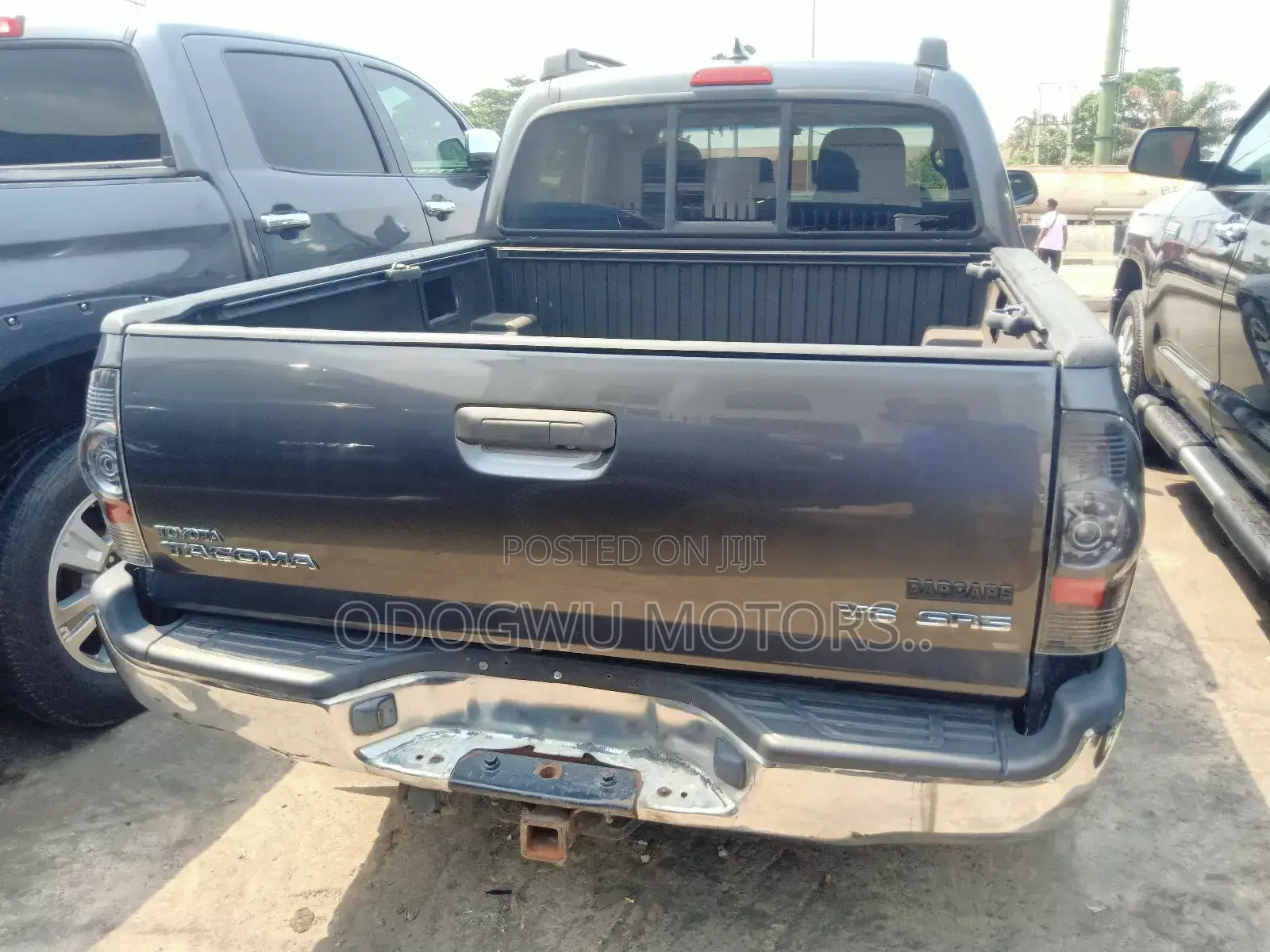 Toyota Tacoma 2013 Black