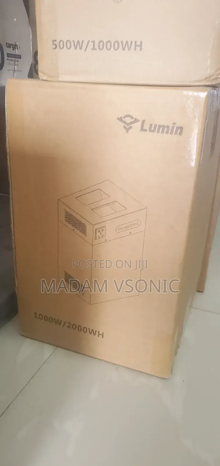 Lumin 2000w Solar Generator