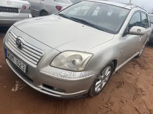 Toyota Avensis 2005 Silver