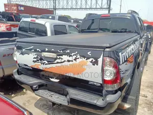 Toyota Tacoma 2014 Blue