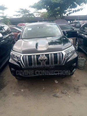 Toyota Land Cruiser Prado 2.7 2023 Black