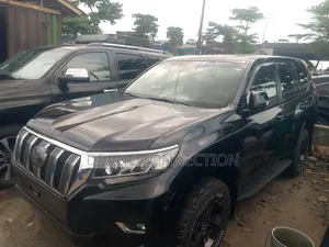 Toyota Land Cruiser Prado 2.7 2023 Black