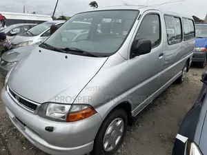 Toyota HiAce 2006 Grey