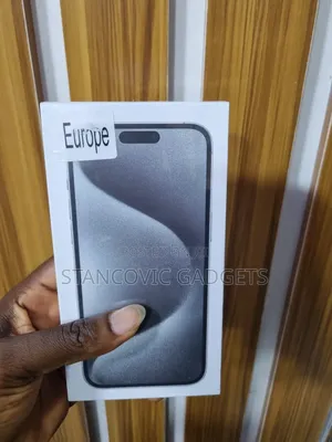 New Apple iPhone 15 Pro Max 256 GB White
