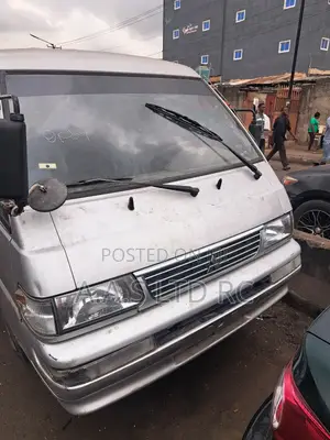 Mitsubishi Delica 2011 Silver