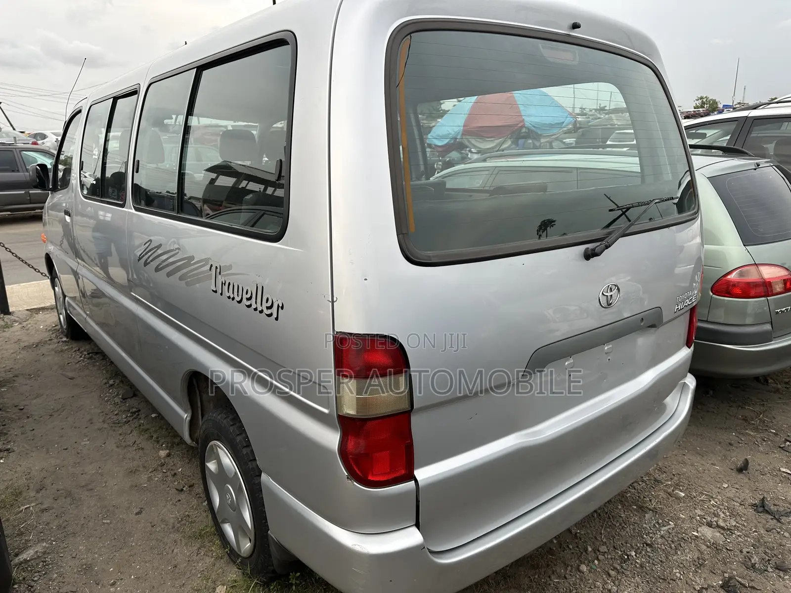 Toyota HiAce 2006 Grey
