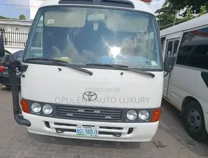 Coaster Hiace Bus