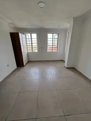 3bdrm Shared Apartment in Southern View Estate, Chevron for rent