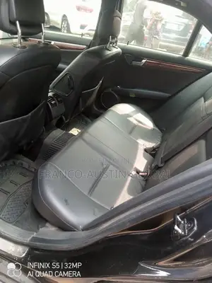 Mercedes-Benz C300 Sport Sedan AWD (3.0L 6cyl 7A) 2009 Black