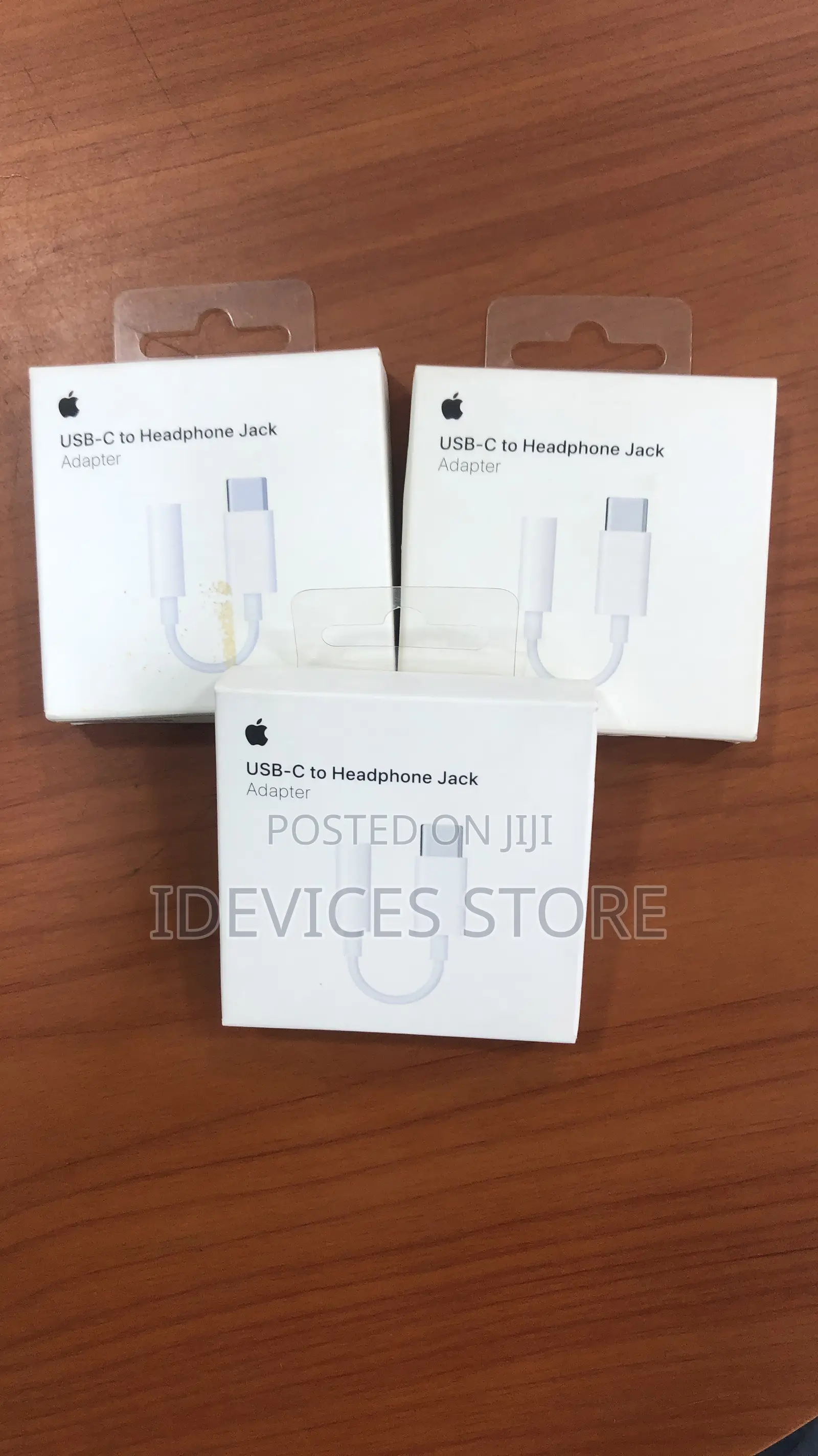 Apple Usb-C to Headphone Jack Adapter