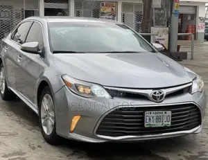 Toyota Avalon XLE 4dr Sedan (3.5L 6cyl 6A) 2015 Silver