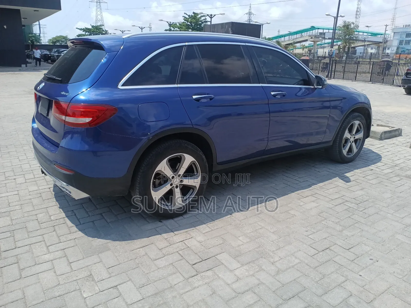 Mercedes-Benz GLC-Class 2017 Blue