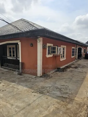 3bdrm Bungalow in Baruwa for sale