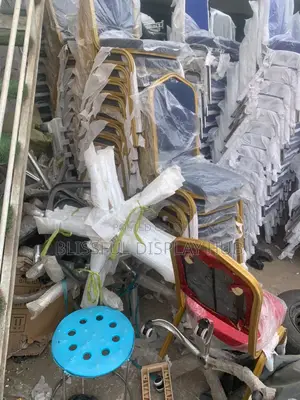 Futura(Banquet Chair)