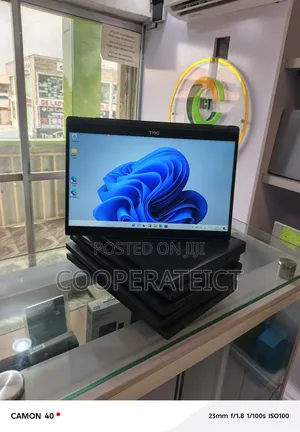 Laptop Dell Latitude 7390 16GB Intel Core i5 SSD 512GB