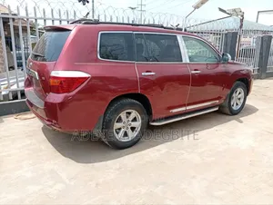 Toyota Highlander 2008 Red