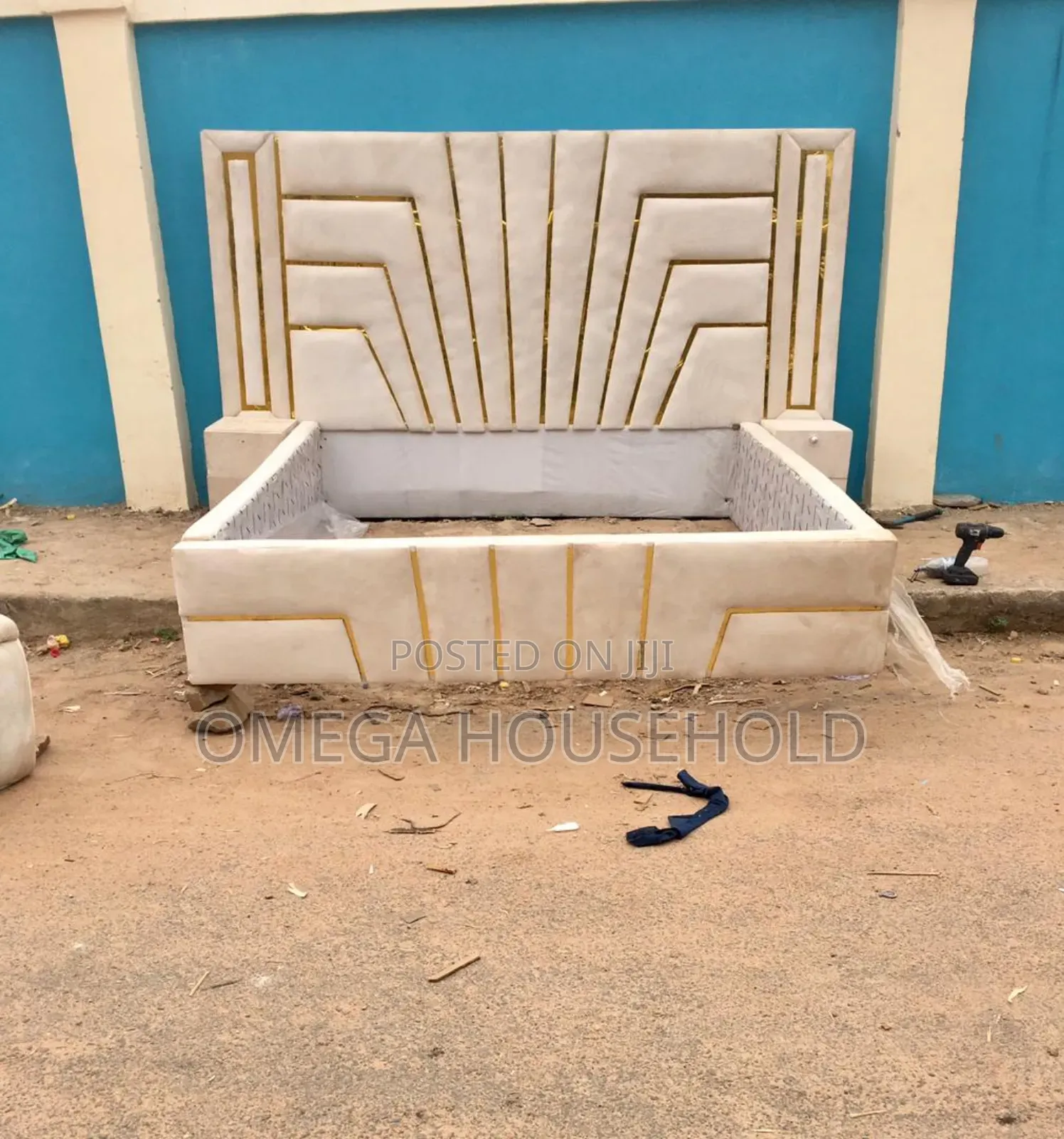 6by6 Complet Set Bed Frame