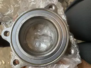 Hub Bearing Audi Q7018